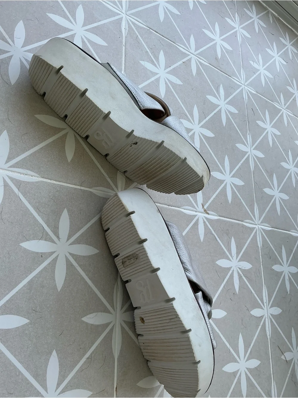 Paul Green Silver Knot Leather Slide Sandals